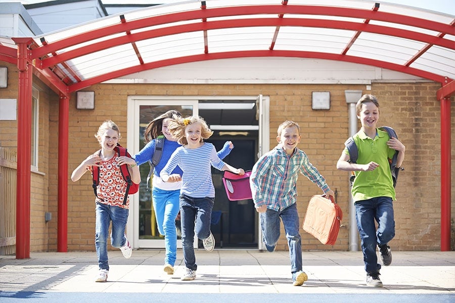 Enfants sortant de l'école - Scolartité et hémophilie- Hémophilink